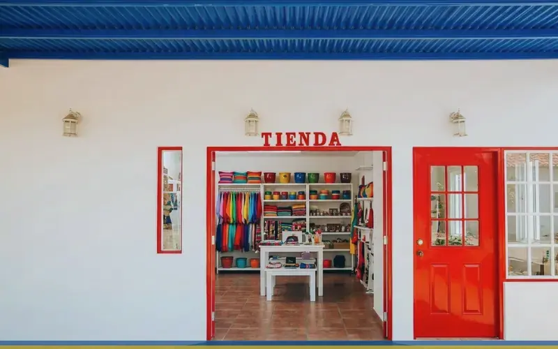 Imagen de referencia de pintura de negocios y locales comerciales para San Miguel Petapa: local comercial y fachada de negocio